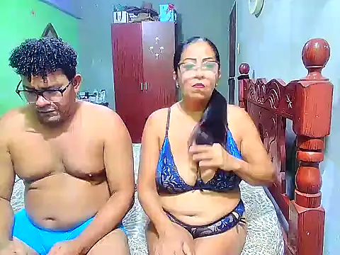 Snapshot of rosi_pamela chatting on 01-09-25, 12:35 rosi pamela online show from 01-09-25, 12:35