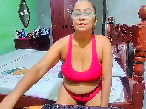 Snapshot of rosi_pamela chatting on 01-24-25, 07:07 rosi pamela online show from 01-24-25, 07:07