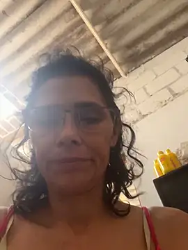 MireyaTorresGu online show from 06-19-26, 02:34