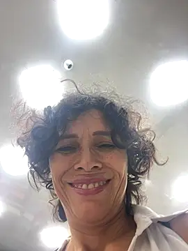 MireyaTorresGu online show from 11-29-25, 01:44