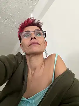 MireyaTorresGu online show from 02-18-25, 04:58