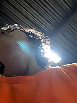 MireyaTorresGu online show from 12-22-25, 01:28