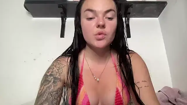 yorkshiregal online show from 10-06-25, 05:52