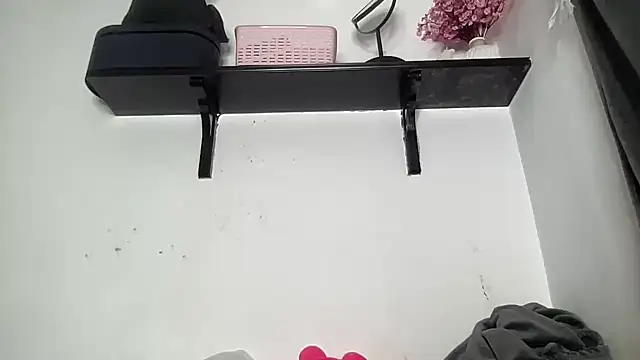 yorkshiregal online show from 10-07-25, 06:58