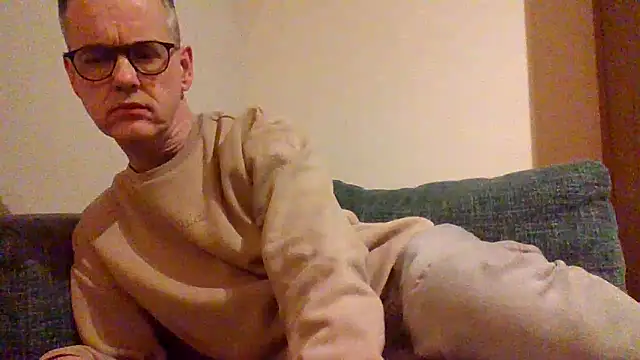 Snapshot of Hectorthyssen1 chatting on 03-14-25, 11:11 Hectorthyssen1 online show from 03-14-25, 11:11