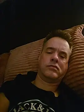 Hectorthyssen1 online show from 04-18-26, 07:44