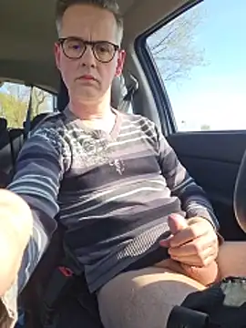 Hectorthyssen1 online show from 04-15-26, 02:54