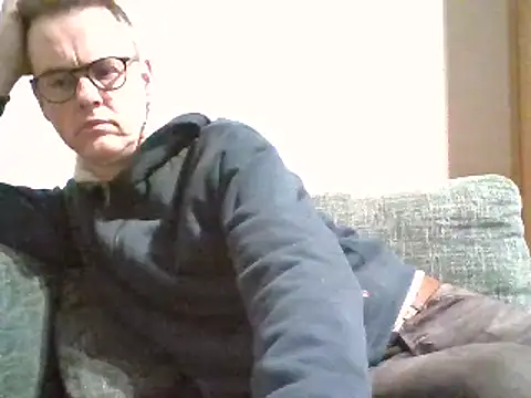 Snapshot of Hectorthyssen1 chatting on 02-09-25, 10:11 Hectorthyssen1 online show from 02-09-25, 10:11