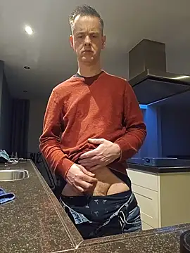 Hectorthyssen1 online show from 04-09-26, 04:36