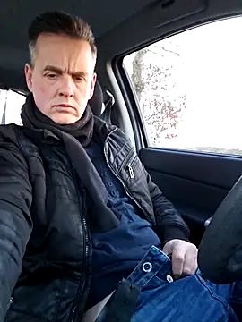 Snapshot of Hectorthyssen1 chatting on 02-17-25, 04:50 Hectorthyssen1 online show from 02-17-25, 04:50