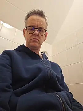 Hectorthyssen1 online show from 03-15-26, 01:07