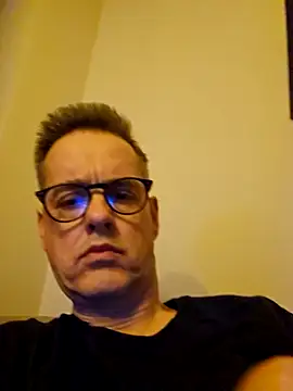 Snapshot of Hectorthyssen1 chatting on 02-19-25, 11:04 Hectorthyssen1 online show from 02-19-25, 11:04