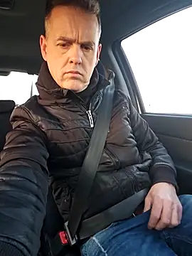 Snapshot of Hectorthyssen1 chatting on 02-04-25, 04:29 Hectorthyssen1 online show from 02-04-25, 04:29