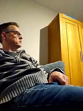 Hectorthyssen1 online show from 11-29-25, 10:43