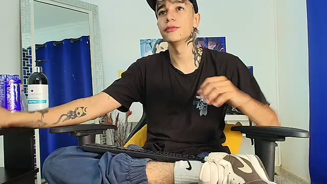 Zacktk7 online show from 03-11-25, 08:09