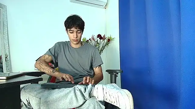 Zacktk7 online show from 02-12-25, 11:30