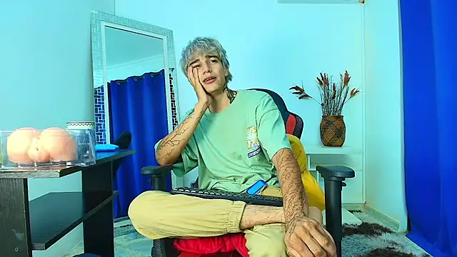 Zacktk7 online show from 02-28-25, 11:12