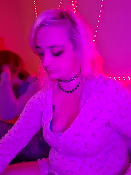 IzanamiNova online show from 02-12-25, 06:51