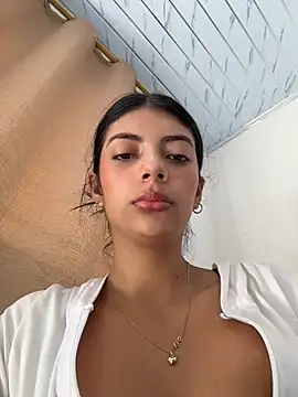 Snapshot of Baby_Niels chatting on 03-04-26, 02:14 Baby Niels online show from 03-04-26, 02:14