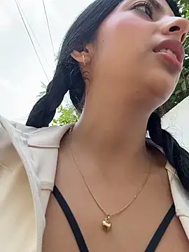 Snapshot of Baby_Niels chatting on 02-09-26, 01:42 Baby Niels online show from 02-09-26, 01:42