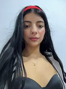 Snapshot of Baby_Niels chatting on 02-14-26, 04:07 Baby Niels online show from 02-14-26, 04:07