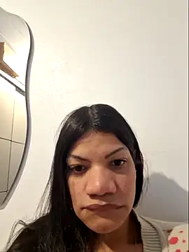 charllottebrasilian online show from 06-17-26, 12:48