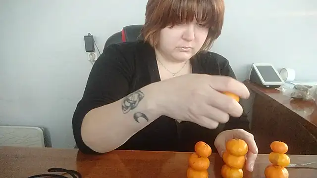 MalloryBartlett online show from 01-05-25, 01:35