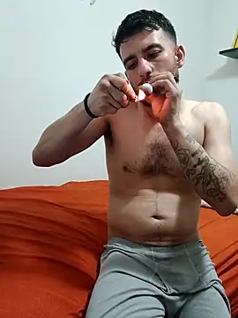 jhonyhot9292 online show from 11-01-25, 06:41