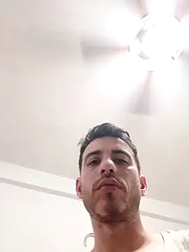 jhonyhot9292 online show from 03-03-26, 07:48