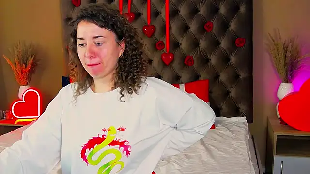 LeonnaJones online show from 02-15-25, 09:38