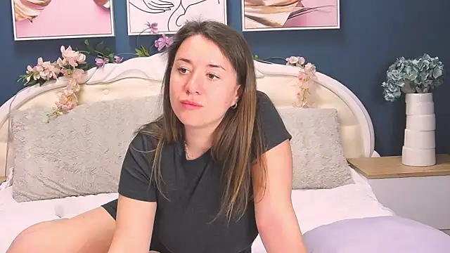 LeonnaJones online show from 03-13-25, 05:39