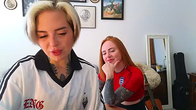 Snapshot of Alexandersonxo chatting on 06-17-26, 03:00 Alexandersonxo online show from 06-17-26, 03:00
