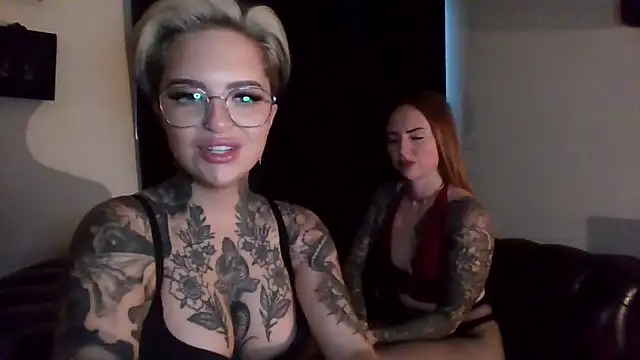 Alexandersonxo online show from 12-18-25, 08:30