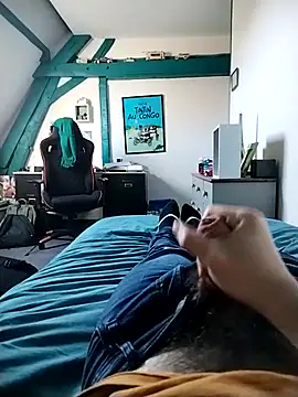 JulesG18 online show from 03-04-26, 04:04