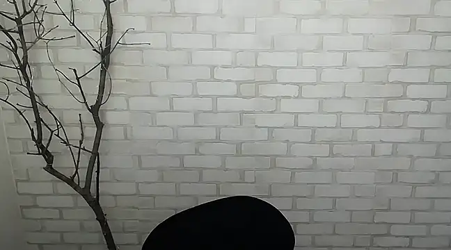 Snapshot of Queen_ofLove chatting on 12-04-24, 01:41 Queen ofLove online show from 12-04-24, 01:41