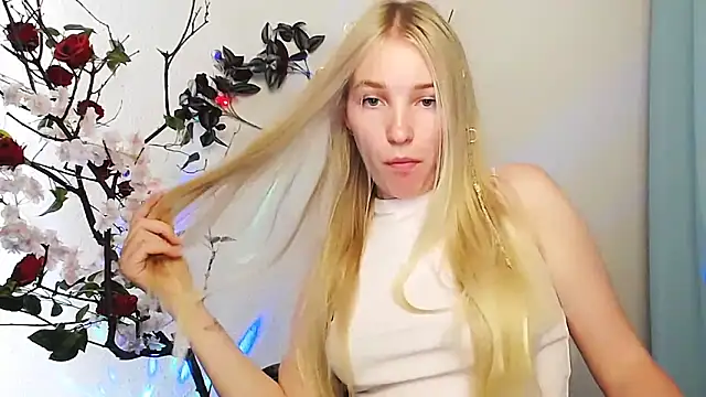 Queen ofLove online show from 06-03-26, 10:16