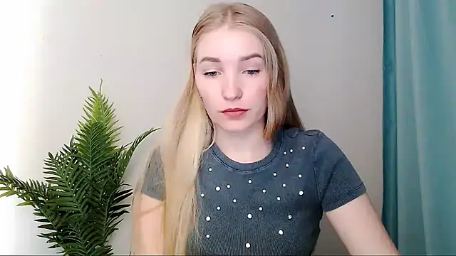 Queen ofLove online show from 03-20-26, 02:40