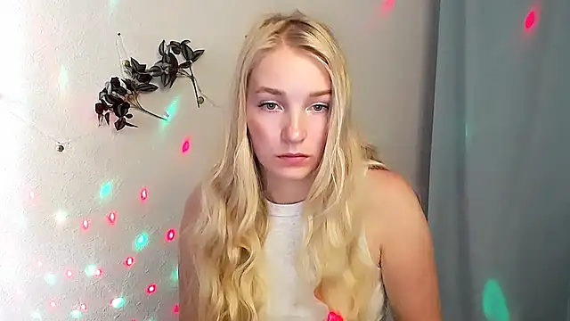 Queen ofLove online show from 05-27-26, 08:43