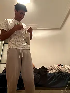 Ryan-hot online show from 10-02-25, 02:09