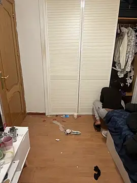 Ryan-hot online show from 03-01-26, 09:37