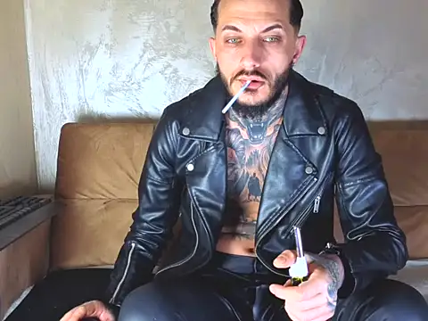 MentoXXL online show from 04-02-26, 12:23