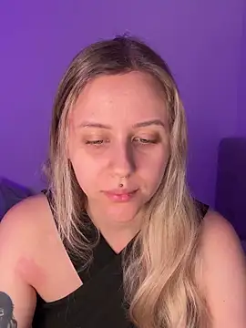 lunawolf21 online show from 02-23-26, 07:42