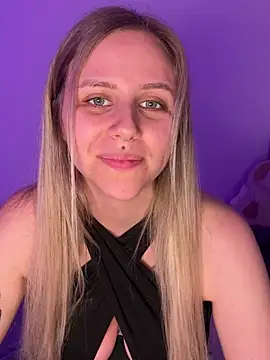 lunawolf21 online show from 03-01-26, 10:48