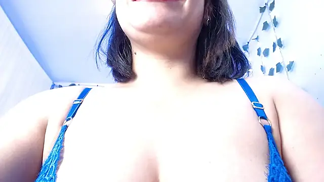 daphne 29 online show from 12-26-24, 04:58