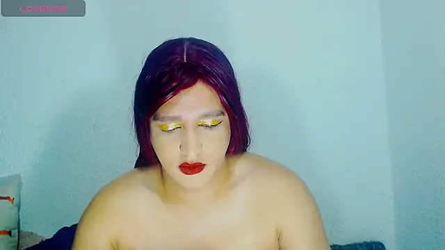 Snapshot of alexandrasexy32 chatting on 05-09-26, 02:04 alexandrasexy32 online show from 05-09-26, 02:04