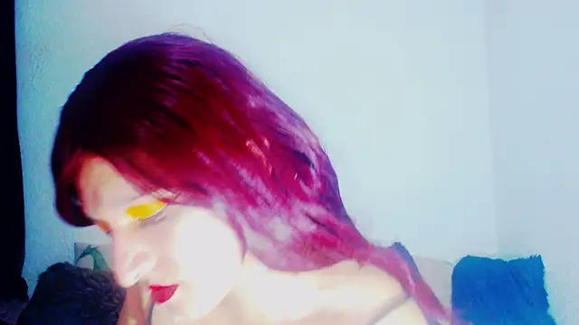 Snapshot of alexandrasexy32 chatting on 02-06-26, 02:51 alexandrasexy32 online show from 02-06-26, 02:51