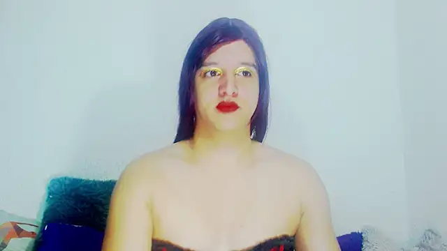 Snapshot of alexandrasexy32 chatting on 04-19-26, 10:45 alexandrasexy32 online show from 04-19-26, 10:45