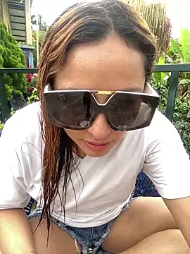 Keittly  online show from 02-21-25, 10:04