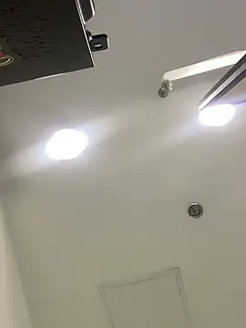 Keittly  online show from 03-22-25, 07:09