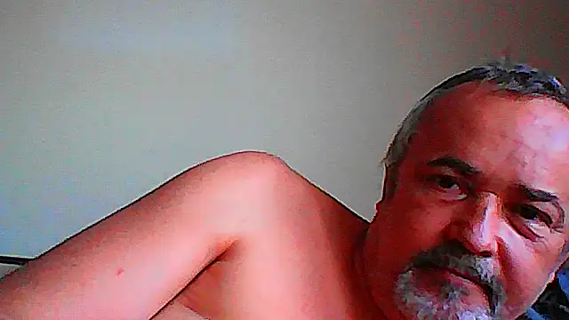 Snapshot of GayPourToi chatting on 10-24-25, 03:33 GayPourToi online show from 10-24-25, 03:33